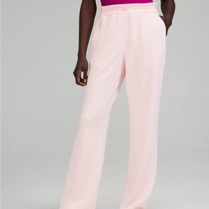 ISO lululemon softstreme strawberry milkshake pants